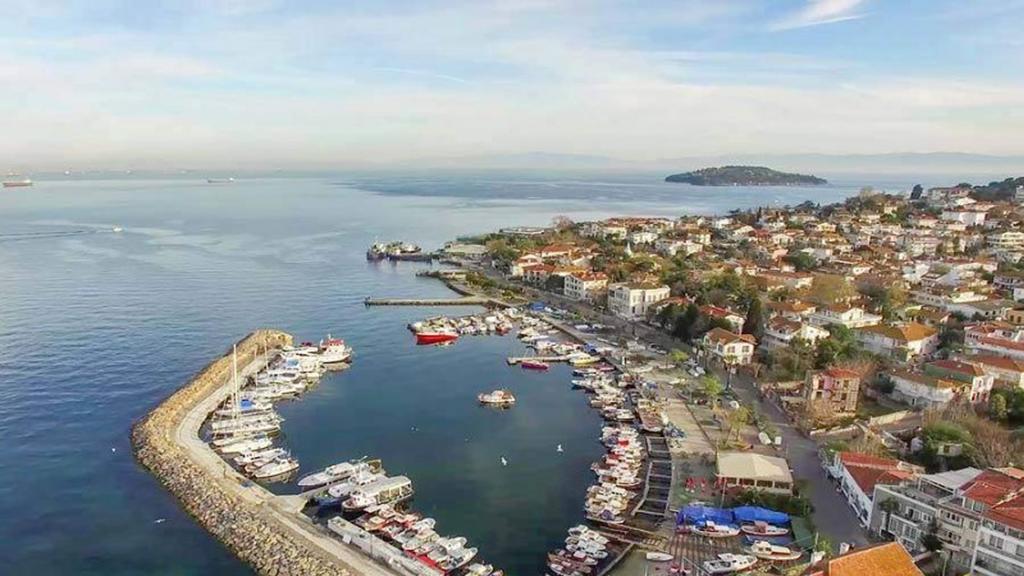 Ada Sahil Hotel Adalar Exterior photo